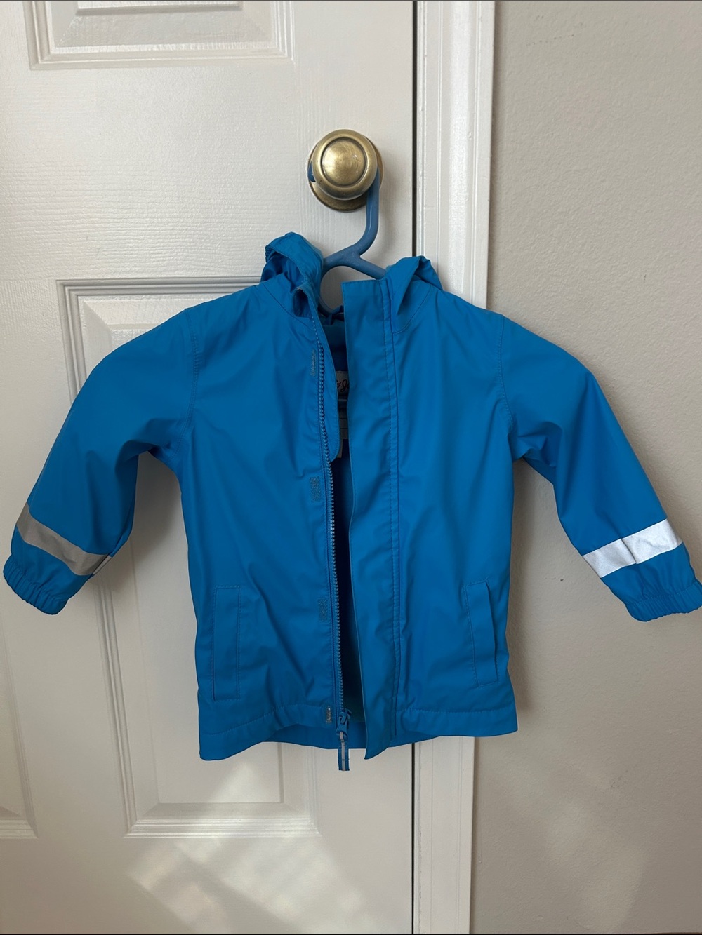 Cat and Jack 2T Raincoat - Blue